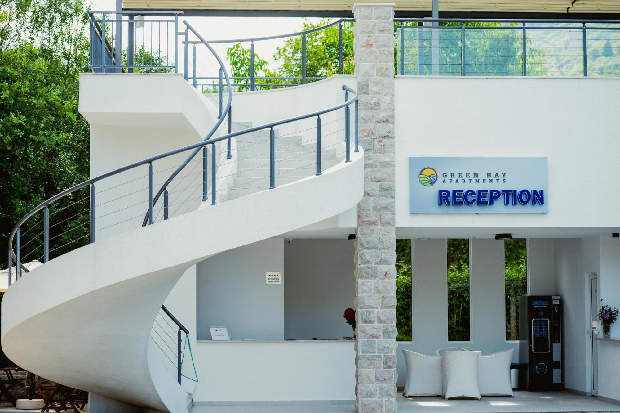Green Bay Apartments Morinj Kotor Exterior photo